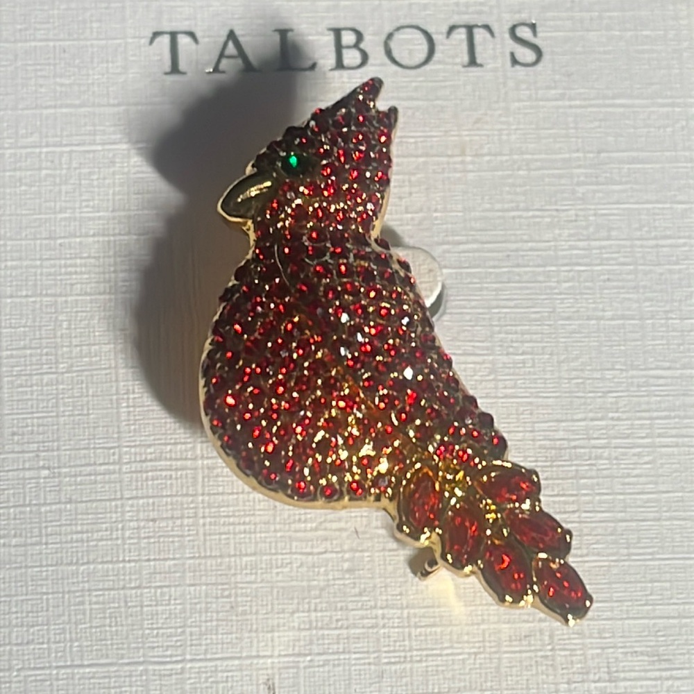 TALBOTS CARDINAL BROOCH PIN NEW ON CARD
